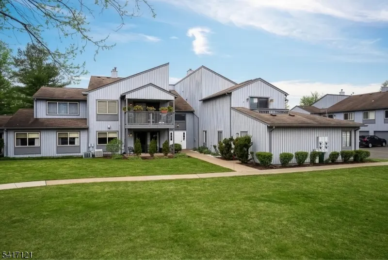 244 Drake Ln, Roxbury Twp., NJ 07852