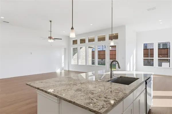 461 Shadowfax Drive, Aledo, TX 76008