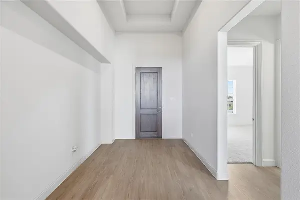 516 Shadowfax Drive, Aledo, TX 76008