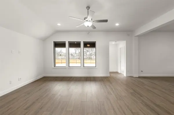 3821 Maize Avenue, Heartland, TX 75114