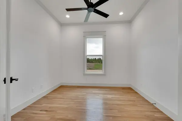 6220 Cedar Elm Road, Midlothian, TX 76065