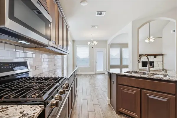 2608 Saint Lawrence Drive, Sherman, TX 75092