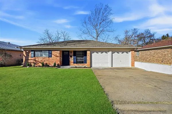 105 N Wood Avenue, Denison, TX 75020