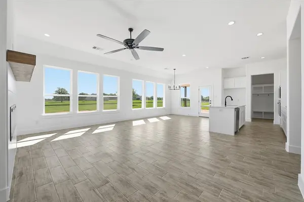 112 Cattleman Drive, Poolville, TX 76487