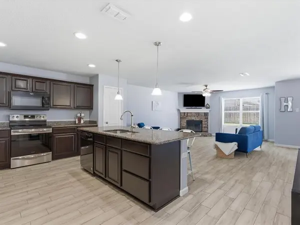 7705 Captain Lane, Fort Worth, TX 76179