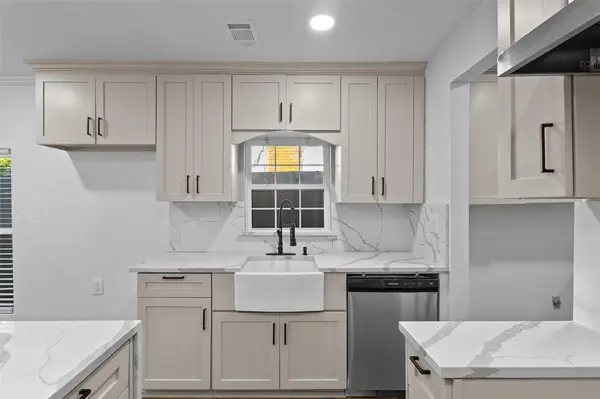 922 S Windomere Avenue, Dallas, TX 75208