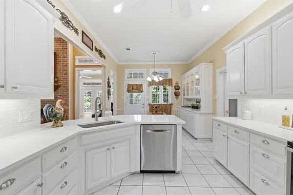 217 Ridge Hollow Trail, Weatherford, TX 76087