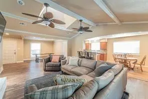 1804 Lincolnshire Drive, Bedford, TX 76021