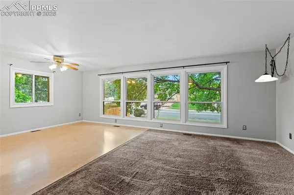 3707 Lander LN, Colorado Springs, CO 80909