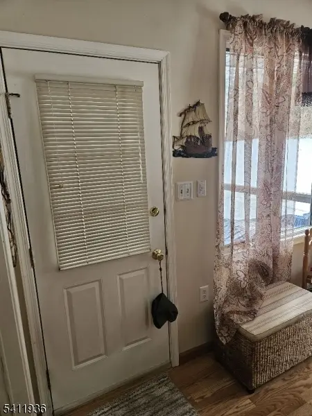 10 Cedar Ave, Stafford Twp., NJ 08050