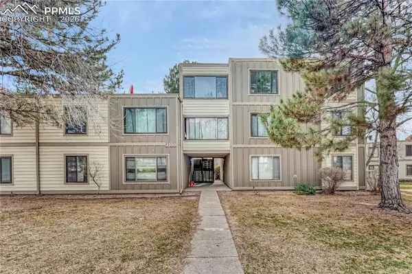 2525 S Dayton WAY #2209, Denver, CO 80231