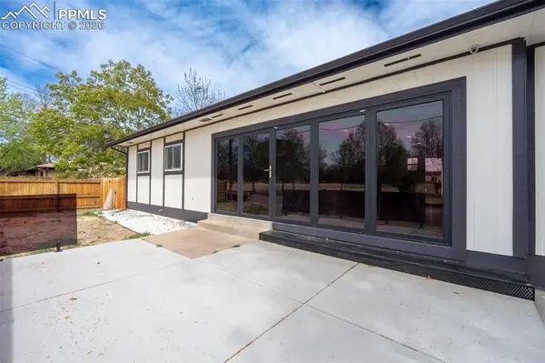 6735 W 2nd AVE, Lakewood, CO 80226