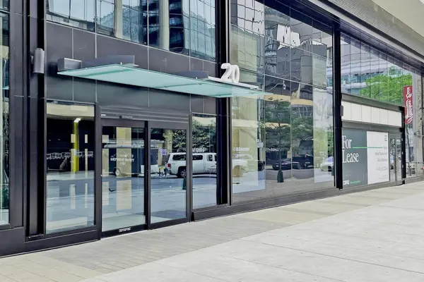 20 Edward ST #616, Toronto C01, ON M5G 0C5