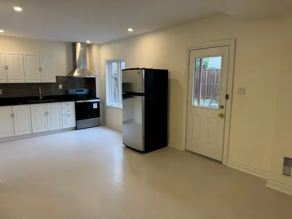 198 kentland ST, Markham, ON L6E 0K9