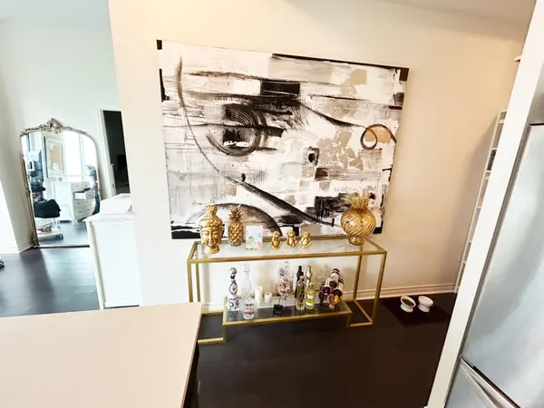 39 Annie Craig DR #Ph18, Toronto W06, ON M8V 0C5