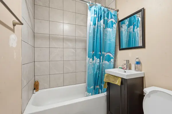 211 Rebecca ST, Hamilton, ON L8R 1C2