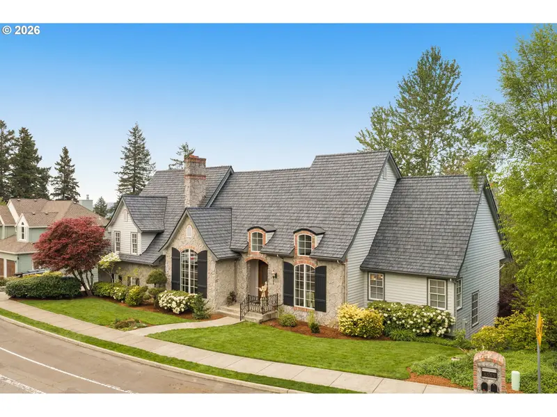 5565 SUMMIT ST, West Linn, OR 97068