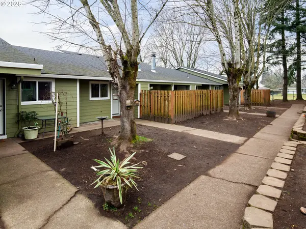 9001 SE CLACKAMAS RD, Clackamas, OR 97015