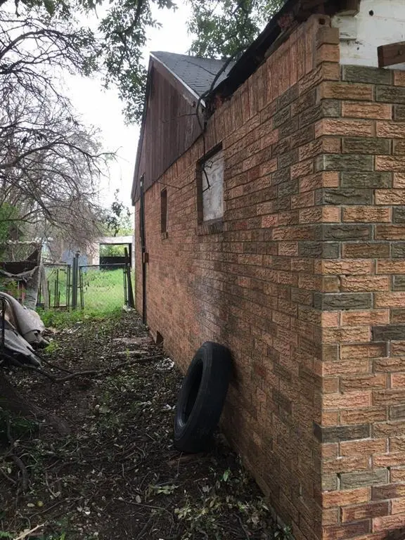 705 W 6th Street, Coleman, TX 76834