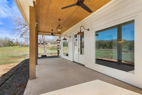 23326 CR 448, Lindale, TX 75771