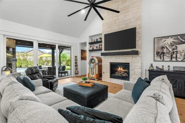 187 Stirling Drive, Argyle, TX 76226