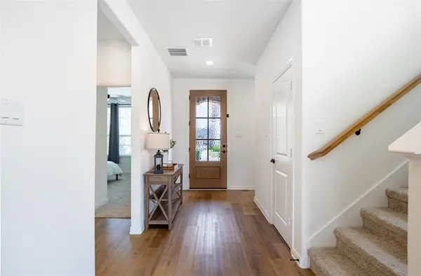 1917 Temple, Van Alstyne, TX 75495