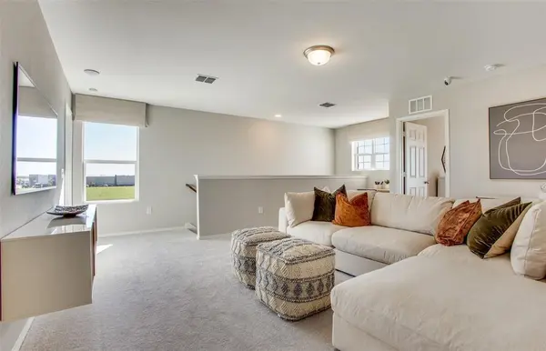 313 Hopson Street, Van Alstyne, TX 75495