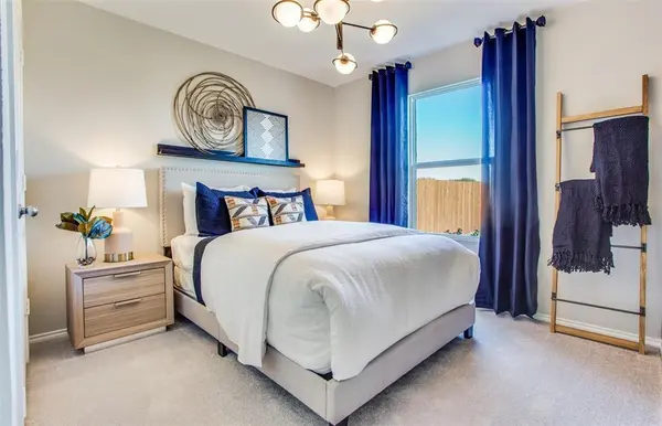 313 Hopson Street, Van Alstyne, TX 75495