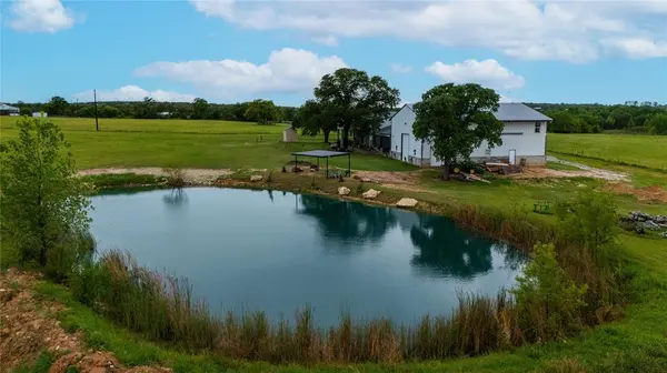 945 Jennings Lane, Azle, TX 76020