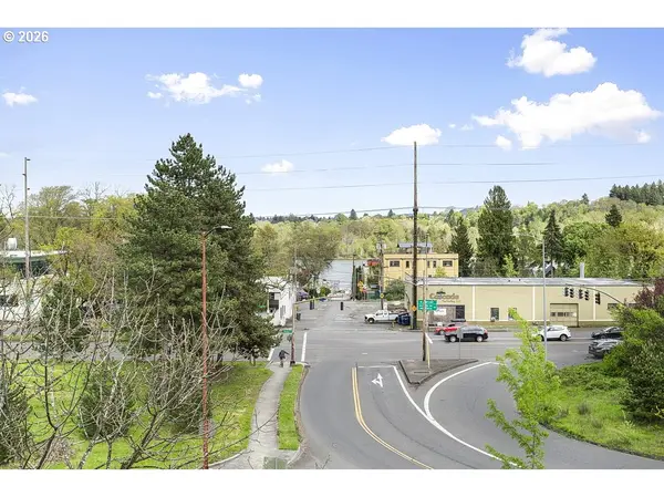 622 S NEVADA ST #D, Portland, OR 97219