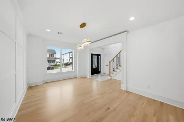 110 Platt Ave, Saddle Brook Twp., NJ 07663