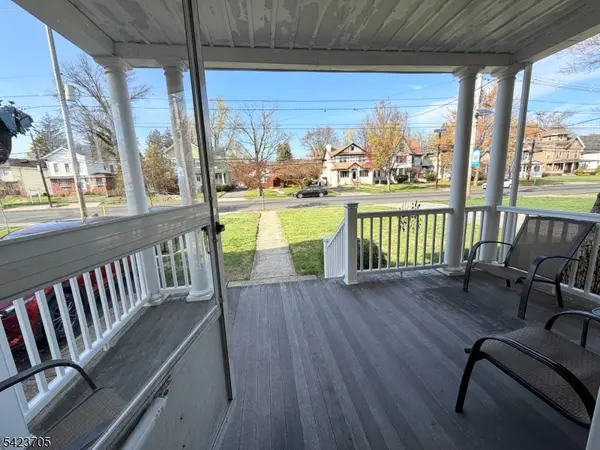 28 W Union Ave, Bound Brook Boro, NJ 08805