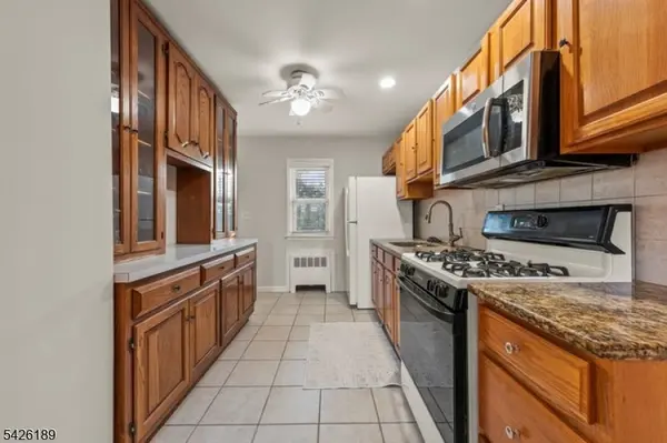 47 River Rd, Chatham Boro, NJ 07928