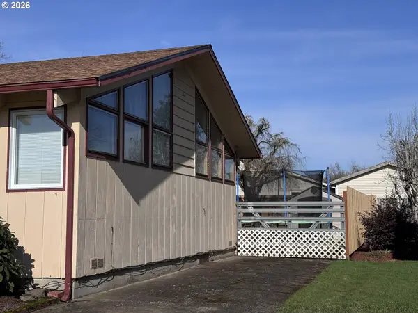 1325 8TH AVE SW, Albany, OR 97321