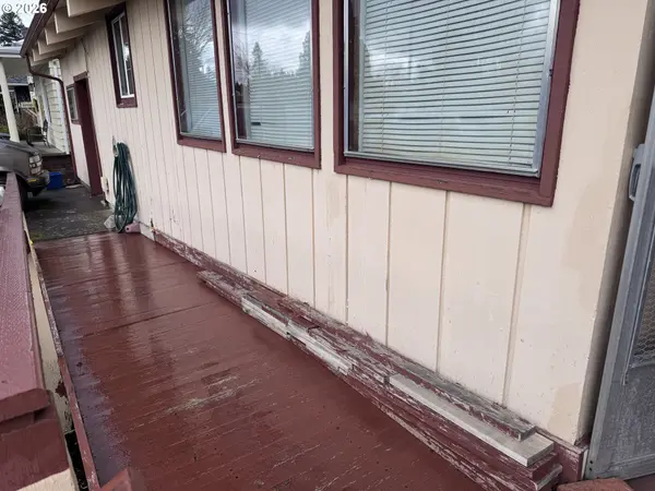 1325 8TH AVE SW, Albany, OR 97321