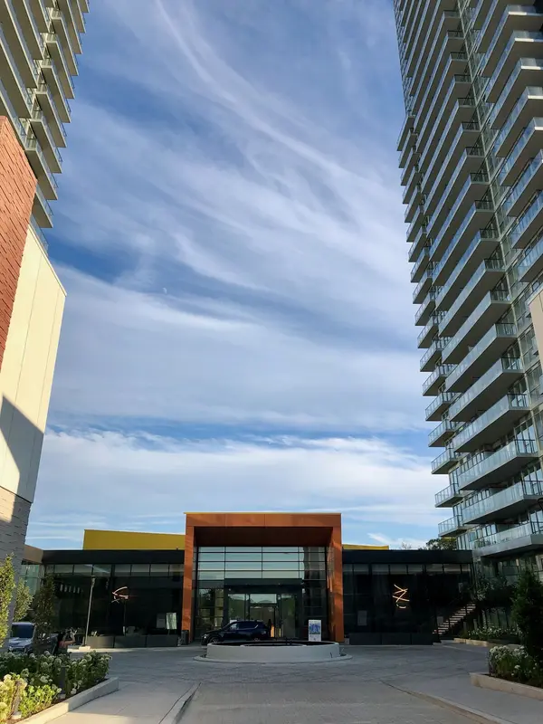 85 Mcmahon DR #606, Toronto C15, ON M2K 0H1