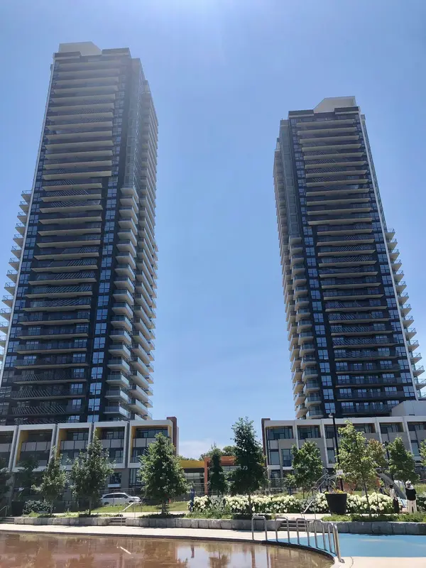 85 Mcmahon DR #606, Toronto C15, ON M2K 0H1