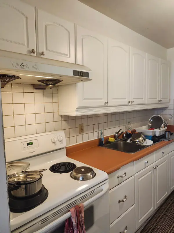 3 Massey SQ #Ph06, Toronto E03, ON M4C 5L5