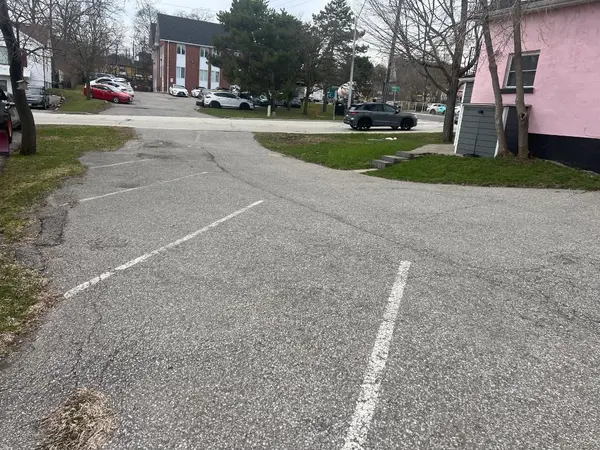 45 Major Mackenzie DR E, Richmond Hill, ON L4C 1G8