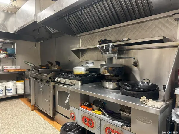 2210 Millar AVENUE #1, Saskatoon, SK S7K 4L1