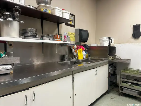 2210 Millar AVENUE #1, Saskatoon, SK S7K 4L1