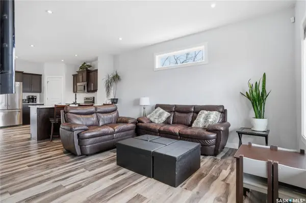 806 Grove AVENUE, Saskatchewan Beach, SK S0G 4L0