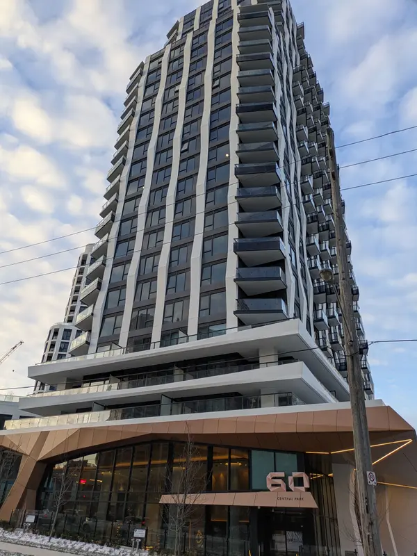 60 Central Park Roadway RD #2401, Toronto W08, ON M9A 3K1