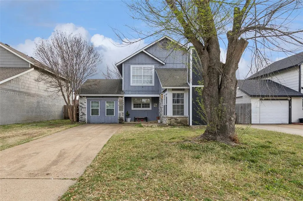 4632 Bracken Drive, Fort Worth, TX 76137