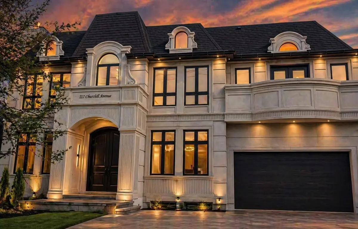 217 Churchill AVE #Ember Suite, Toronto C07, ON M2R 1E2