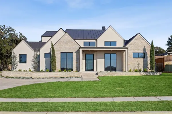 1740 Oakbrook Drive, Keller, TX 76262