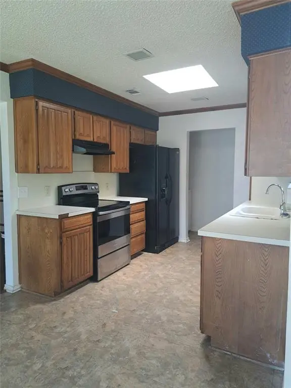 4505 Yellowleaf Drive, Fort Worth, TX 76133