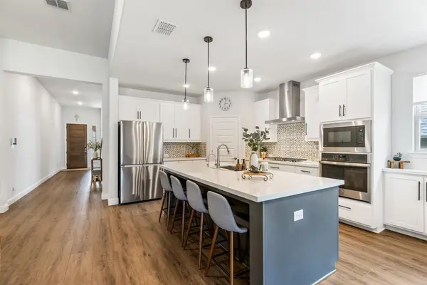 313 Savannah Lane, Oak Point, TX 75068