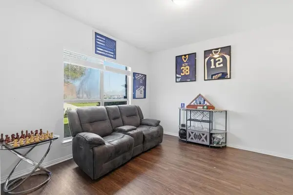 4314 Windmill Hill Circle, Corinth, TX 76208