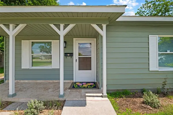 1006 Westridge Avenue, Lancaster, TX 75146